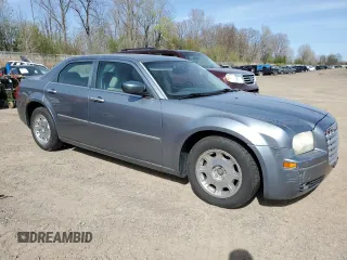 2006 Chrysler 300 Touring with VIN 2C3KA53G86H401686, listed as a Copart auction lot 54991705 with 120,824 mi miles and Clean Title. Bid and sale history available at carsss.com. Image 4.