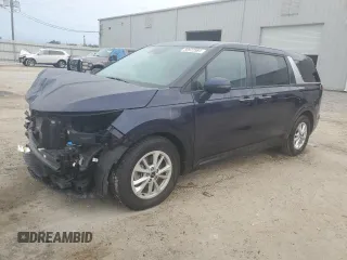 2022 Kia Carnival LXS with VIN KNDNB4H3XN6122844, listed as a Copart auction lot 80972384 with 68,579 mi miles and Non Repairable. Bid and sale history available at carsss.com. Image 1.