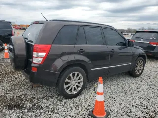 2013 Suzuki Grand Vitara z VIN JS3TE0D44D4100033, wystawiony jako Copart lot #51648665 z przebiegiem 151 879 mil mil oraz Czysty tytuł • Clean title. Historia ofert i sprzedaży dostępna na DreamBid. Obrazek 3.