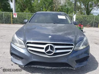 2016 Mercedes-Benz E-Class E 350 Sport with VIN WDDHF5KB7GB173418, listed as a IAAI auction lot 41956020 with 72,475 mi miles. Bid and sale history available at carsss.com. Image 13.