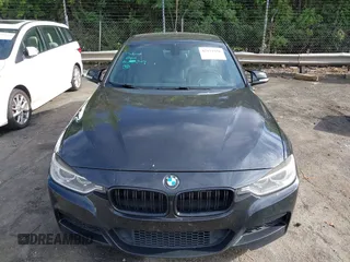 2014 BMW 3 Series 335i z VIN WBA3A9C55EF478907, wystawiony jako IAAI lot #42171256 z przebiegiem 107 119 mil mil oraz . Historia ofert i sprzedaży dostępna na DreamBid. Obrazek 6.