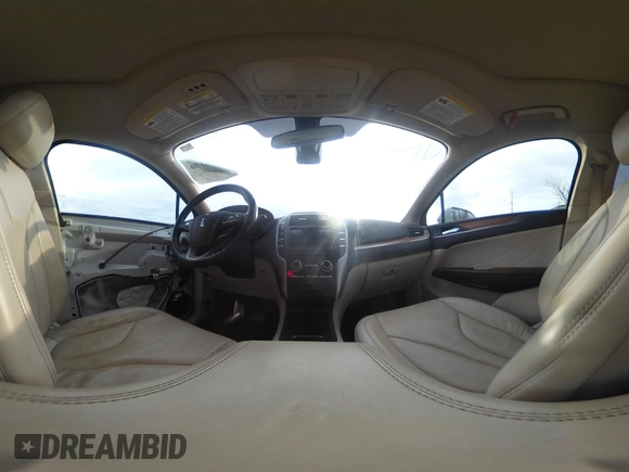 2016 Lincoln MKC Reserve with VIN 5LMTJ3DH9GUJ21388, listed as a IAAI auction lot 41248130 with 106,258 mi miles and . Bid and sale history available at DreamBid. Image 19.