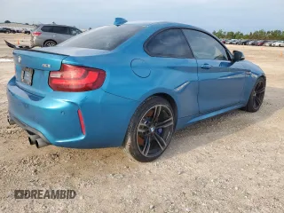2017 BMW M2 z VIN WBS1H9C30HV887887, wystawiony jako Copart lot #63991044 z przebiegiem 47 495 mil mil oraz Szkoda całkowita • Salvage title. Historia ofert i sprzedaży dostępna na DreamBid. Obrazek 3.