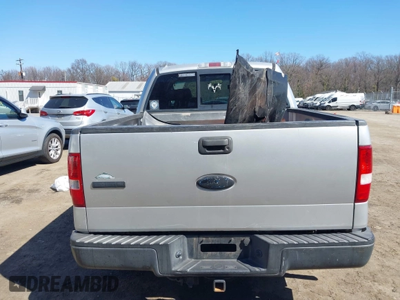 2006 Ford F-150 XLT с VIN 1FTPW145X6FA25003, выставлен на аукционе IAAI как лот 41758501 с пробегом 231 009 миль миль и . История ставок и продаж доступна на DreamBid. Изображение 16.