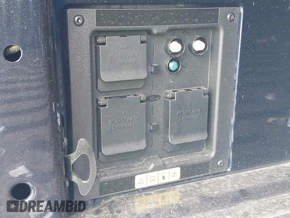 2023 Ford F-150 Lightning Pro с VIN 1FT6W1EVXPWG42428, выставлен на аукционе IAAI как лот 39711091 с пробегом 6 308 миль миль и . История ставок и продаж доступна на DreamBid. Изображение 20.