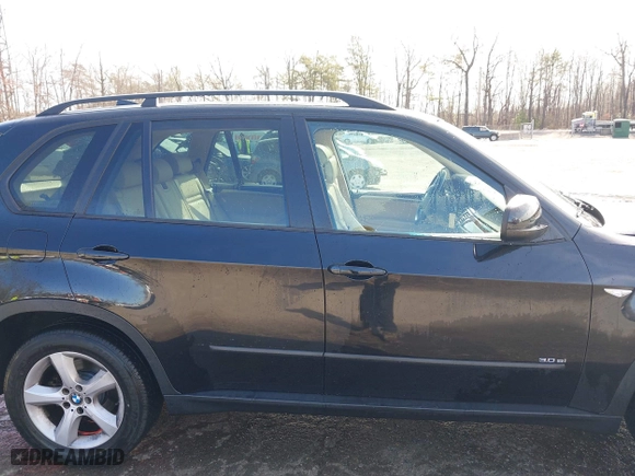 2007 BMW X5 3.0si with VIN 5UXFE43507L011050, listed as a IAAI auction lot 41741678 with 91,758 mi miles. Bid and sale history available at carsss.com. Image 13.