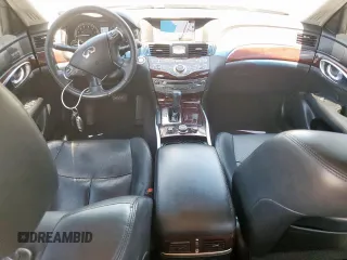 2015 Infiniti Q70 z VIN JN1BY1PP7FM601954, wystawiony jako Copart lot #54138735 z przebiegiem 118 017 mil mil oraz Czysty tytuł • Clean title. Historia ofert i sprzedaży dostępna na DreamBid. Obrazek 8.