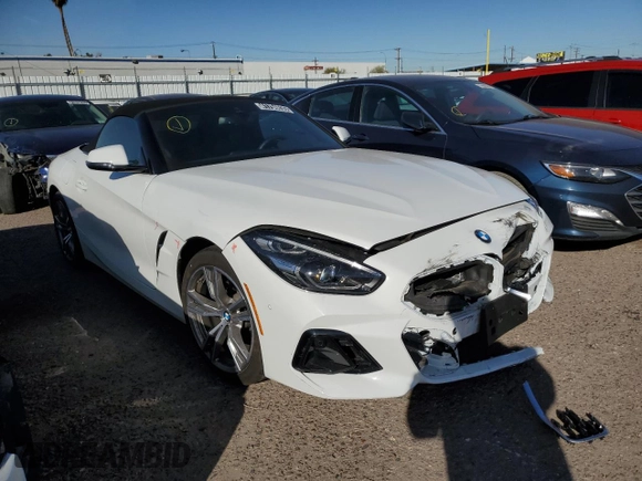 2025 BMW Z4 sDrive30i with VIN WBAHF3C01SWY41238, listed as a Copart auction lot 41794635 with 0 mi miles and Clean Title. Bid and sale history available at carsss.com. Image 4.