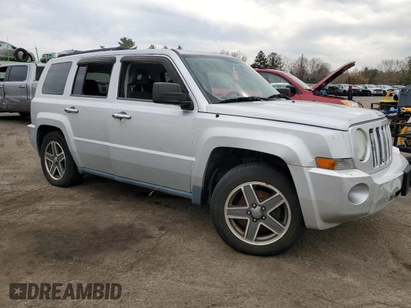 2008 Jeep Patriot Sport with VIN 1J8FT28W98D759975, listed as a Copart auction lot 49993605 with 0 mi miles and Salvage Title. Bid and sale history available at carsss.com. Image 4.