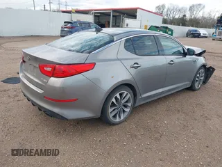 2015 Kia Optima SX Turbo with VIN 5XXGR4A6XFG395441, listed as a IAAI auction lot 41460842 with 140,958 mi miles. Bid and sale history available at carsss.com. Image 4.