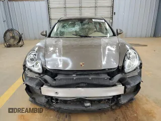 2010 Porsche Panamera Turbo z VIN WP0AC2A73AL090361, wystawiony jako Copart lot #59045905 z przebiegiem Nie podano mil oraz Czysty tytuł • Clean title. Historia ofert i sprzedaży dostępna na DreamBid. Obrazek 5.