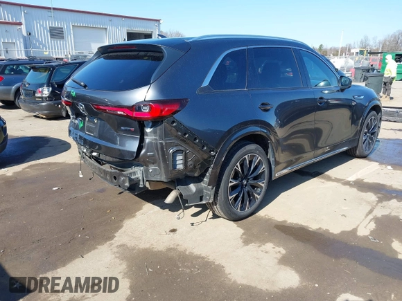 2024 Mazda CX-90 S Premium z VIN JM3KKDHC8R1112049, wystawiony jako IAAI lot #41537522 z przebiegiem 37 522 mil mil oraz . Historia ofert i sprzedaży dostępna na DreamBid. Obrazek 4.