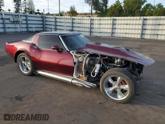 1980 Chevrolet Corvette z VIN 1Z878AS408894, wystawiony jako Copart lot #86595784 z przebiegiem 151 748 mil mil oraz Szkoda całkowita • Salvage title. Historia ofert i sprzedaży dostępna na DreamBid. Obrazek 4.