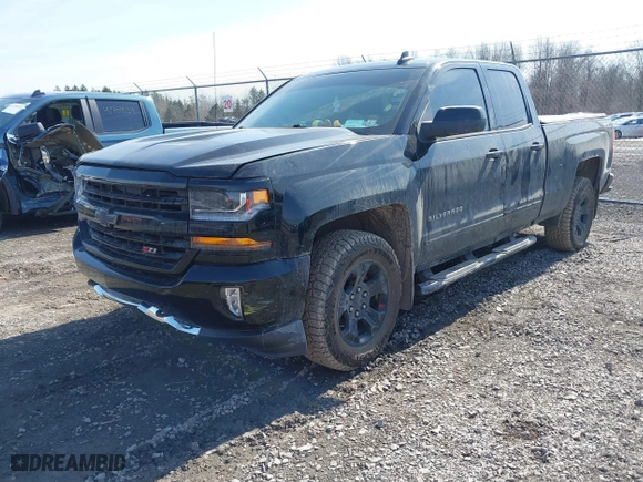 2017 Chevrolet Silverado 1500 LT with VIN 1GCVKREC1HZ285337, listed as a IAAI auction lot 41781910 with 136,895 mi miles. Bid and sale history available at carsss.com. Image 17.