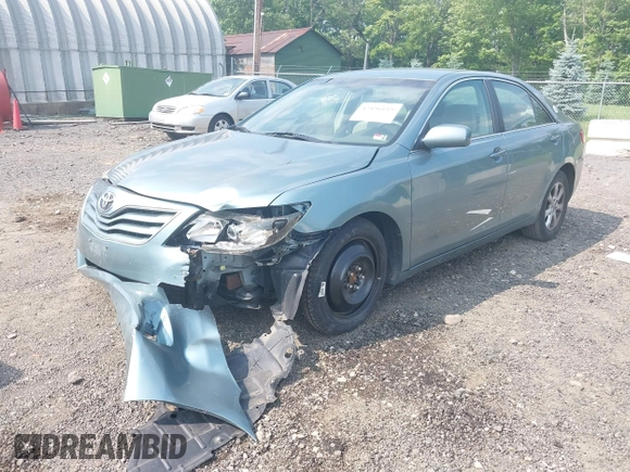 2011 Toyota Camry LE z VIN 4T1BF3EK5BU644099, wystawiony jako IAAI lot #42496119 z przebiegiem 143 958 mil mil oraz . Historia ofert i sprzedaży dostępna na DreamBid. Obrazek 2.