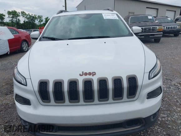 2016 Jeep Cherokee Latitude z VIN 1C4PJMCS4GW332918, wystawiony jako IAAI lot #42447507 z przebiegiem 97 575 mil mil oraz . Historia ofert i sprzedaży dostępna na DreamBid. Obrazek 6.