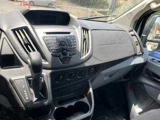 2017 Ford Transit с VIN 1FTYE1YM3HKB32719, выставлен на аукционе IAAI как лот 42715760 с пробегом 164 364 миль миль и . История ставок и продаж доступна на DreamBid. Изображение 4.
