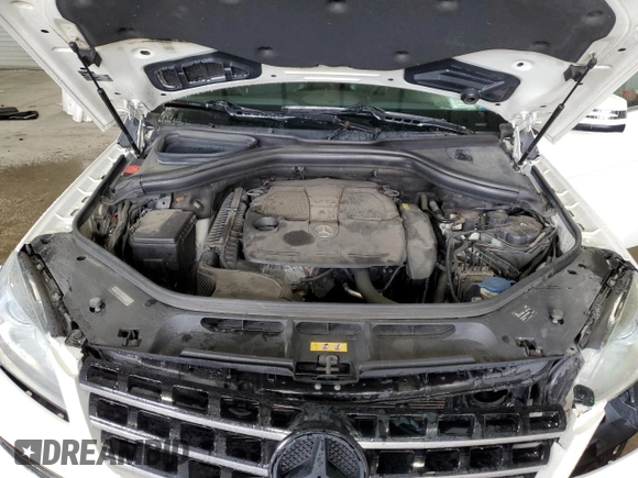 2012 Mercedes-Benz M 350 z VIN 4JGDA5HBXCA013141, wystawiony jako Copart lot #57474815 z przebiegiem 130 060 mil mil oraz Szkoda całkowita • Salvage title. Historia ofert i sprzedaży dostępna na DreamBid. Obrazek 12.