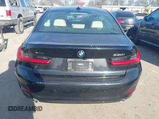 2022 BMW 3 Series 330i xDrive with VIN 3MW5R7J02N8C61109, listed as a IAAI auction lot 41392040 with 21,060 mi miles. Bid and sale history available at carsss.com. Image 16.