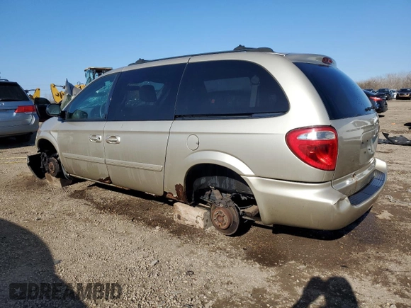 2005 Dodge Caravan SXT with VIN 2D4GP44L55R269181, listed as a Copart auction lot 52686155 with Not Provided miles and Salvage Title. Bid and sale history available at DreamBid. Image 2.