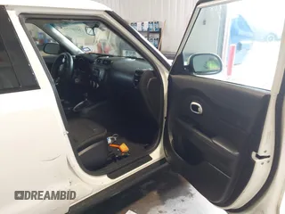 2014 Kia Soul + with VIN KNDJP3A59E7054522, listed as a IAAI auction lot 42197777 with 227,077 mi miles and . Bid and sale history available at DreamBid. Image 5.
