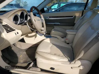 2010 Chrysler Sebring Limited z VIN 1C3BC6EV5AN158995, wystawiony jako Copart lot #89290905 z przebiegiem 76 168 mil mil oraz Szkoda całkowita • Salvage title. Historia ofert i sprzedaży dostępna na DreamBid. Obrazek 7.