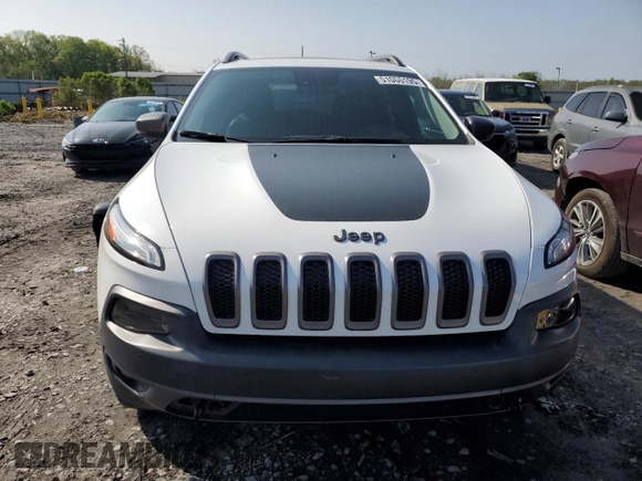 2015 Jeep Cherokee Trailhawk z VIN 1C4PJMBS6FW558653, wystawiony jako Copart lot #51066195 z przebiegiem 32 905 mil mil oraz Szkoda całkowita • Salvage title. Historia ofert i sprzedaży dostępna na DreamBid. Obrazek 5.