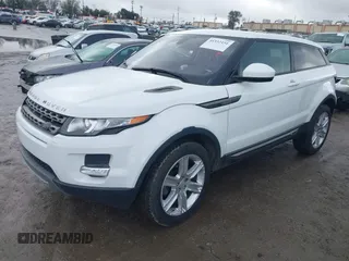 2015 Land Rover Range Rover Evoque Pure Plus with VIN SALVP1BG8FH007265, listed as a IAAI auction lot 41532151 with 32,311 mi miles. Bid and sale history available at carsss.com. Image 18.