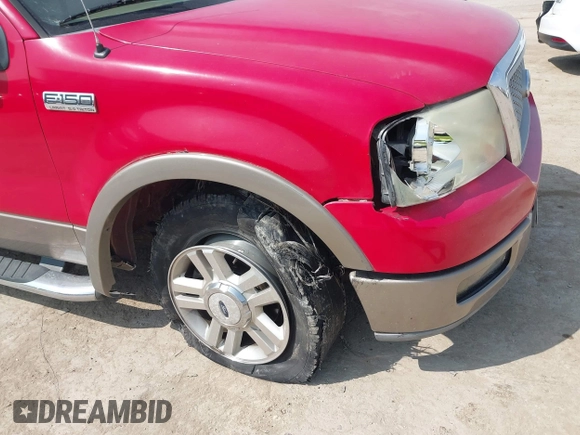 2004 Ford F-150 XL z VIN 1FTPX12574NC21791, wystawiony jako IAAI lot #42304925 z przebiegiem 122 061 mil mil oraz . Historia ofert i sprzedaży dostępna na DreamBid. Obrazek 6.