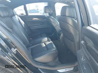 2012 BMW 7 Series 750i z VIN WBAKA8C52CDX01483, wystawiony jako IAAI lot #42626956 z przebiegiem 168 729 mil mil oraz . Historia ofert i sprzedaży dostępna na DreamBid. Obrazek 8.