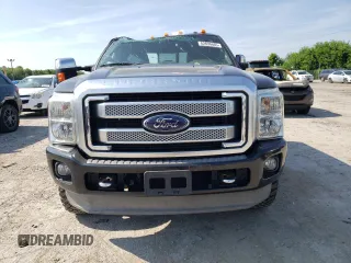 2013 Ford F-250 XL with VIN 1FT7W2BT9DEB69071, listed as a Copart auction lot 62896665 with 119,048 mi miles and Salvage title. Bid and sale history available at DreamBid. Image 5.