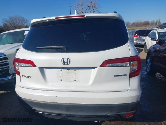 2021 Honda Pilot Special Edition with VIN 5FNYF5H21MB008197, listed as a IAAI auction lot 41282376 with 72,910 mi miles. Bid and sale history available at carsss.com. Image 17.