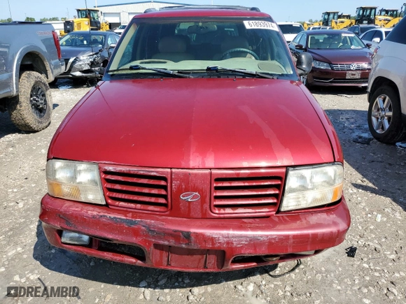 1998 Oldsmobile Bravada with VIN 1GHDT13W8W2702234, listed as a Copart auction lot 61893974 with 164,761 mi miles and Salvage Title. Bid and sale history available at carsss.com. Image 5.
