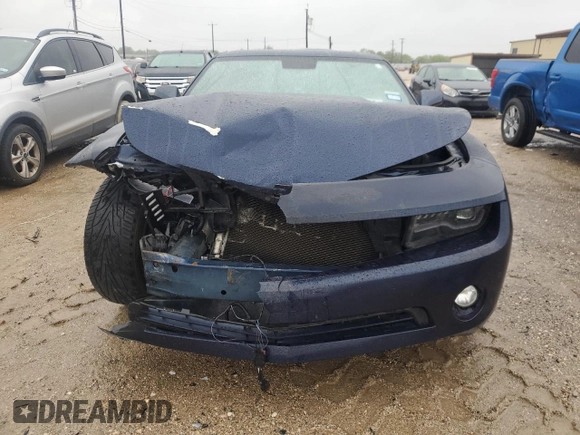 2012 Chevrolet Camaro 2LT z VIN 2G1FG1E33C9187431, wystawiony jako Copart lot #50382355 z przebiegiem 143 012 mil mil oraz Szkoda całkowita • Salvage title. Historia ofert i sprzedaży dostępna na DreamBid. Obrazek 5.