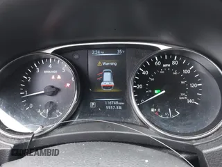2016 Nissan Rogue SL with VIN 5N1AT2MT1GC850588, listed as a IAAI auction lot 38319626 with 116,748 mi miles. Bid and sale history available at carsss.com. Image 7.