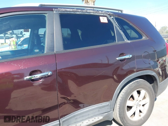 2012 Kia Sorento LX with VIN 5XYKT4A27CG280165, listed as a IAAI auction lot 41851408 with 119,218 mi miles. Bid and sale history available at carsss.com. Image 6.