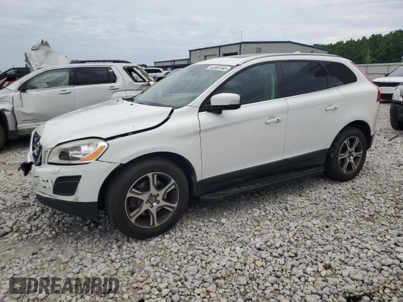 2011 Volvo XC60 3.0T with VIN YV4902DZXB2191880, listed as a Copart auction lot 62069195 with 94,414 mi miles and Clean title. Bid and sale history available at DreamBid. Image 1.