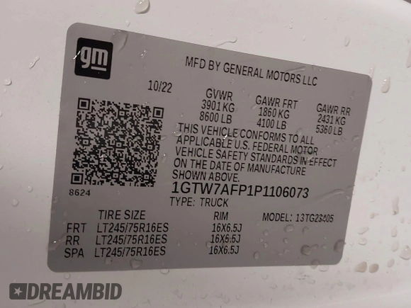 2023 GMC Savana Cargo with VIN 1GTW7AFP1P1106073, listed as a IAAI auction lot 41643963 with 57,807 mi miles. Bid and sale history available at carsss.com. Image 9.
