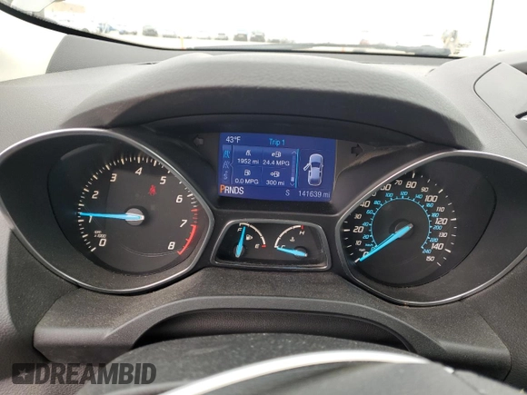 2013 Ford Escape SE with VIN 1FMCU0GX1DUB45336, listed as a Copart auction lot 52261585 with 141,639 mi miles and Non Repairable. Bid and sale history available at carsss.com. Image 9.