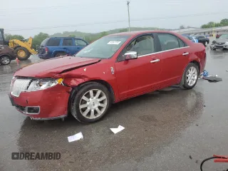 2010 Lincoln MKZ z VIN 3LNHL2GC6AR629927, wystawiony jako Copart lot #54663265 z przebiegiem 39 451 mil mil oraz Tytuł czysty. Historia ofert i sprzedaży dostępna na DreamBid. Obrazek 1.