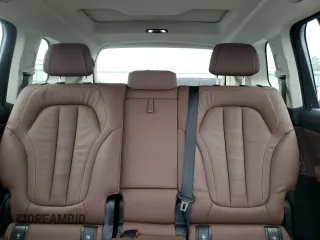 2021 BMW X7 xDrive40i z VIN 5UXCW2C05M9G92861, wystawiony jako Copart lot #56915745 z przebiegiem 65 196 mil mil oraz Szkoda całkowita • Salvage title. Historia ofert i sprzedaży dostępna na DreamBid. Obrazek 10.