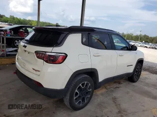 2019 Jeep Compass Trailhawk with VIN 3C4NJDDB6KT747940, listed as a Copart auction lot 55314575 with 73,507 mi miles and Clean Title. Bid and sale history available at DreamBid. Image 3.