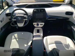 2016 Toyota Prius Four z VIN JTDKARFU0G3500883, wystawiony jako Copart lot #55211615 z przebiegiem 117 528 mil mil oraz Czysty tytuł • Clean title. Historia ofert i sprzedaży dostępna na DreamBid. Obrazek 8.