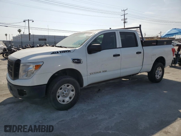 2017 Nissan Titan с VIN 1N6AA1F10HN501280, выставлен на аукционе Copart как лот 54110355 с пробегом 217 906 миль миль и Чистый • Clean title. История ставок и продаж доступна на DreamBid. Изображение 1.