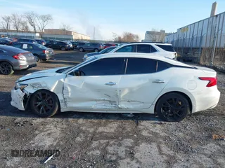 2017 Nissan Maxima SV z VIN 1N4AA6AP3HC360265, wystawiony jako IAAI lot #41164214 z przebiegiem 90 813 mil mil oraz . Historia ofert i sprzedaży dostępna na DreamBid. Obrazek 13.