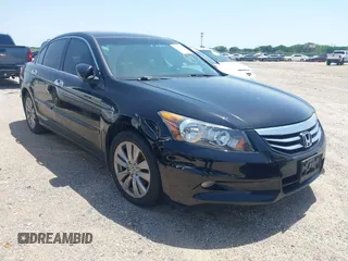 2012 Honda Accord EX-L z VIN 1HGCP3F88CA030662, wystawiony jako IAAI lot #42103524 z przebiegiem 172 909 mil mil oraz . Historia ofert i sprzedaży dostępna na DreamBid. Obrazek 1.