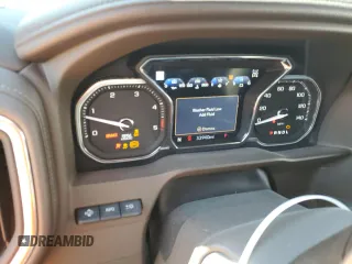 2023 GMC Sierra 3500HD Denali z VIN 1GT49WEY2PF169520, wystawiony jako Copart lot #83541994 z przebiegiem 33 940 mil mil oraz Szkoda całkowita • Salvage title. Historia ofert i sprzedaży dostępna na DreamBid. Obrazek 9.