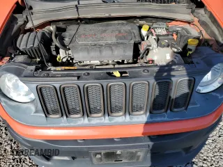 2016 Jeep Renegade Latitude with VIN ZACCJBBT8GPD87477, listed as a Copart auction lot 49925375 with 73,585 mi miles and Salvage Title. Bid and sale history available at carsss.com. Image 11.