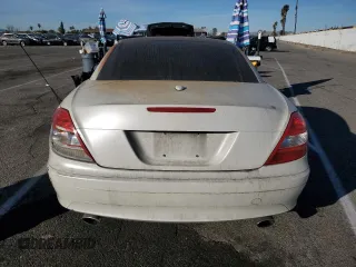 2007 Mercedes-Benz SLK-Class 3.0L with VIN WDBWK54F67F152564, listed as a Copart auction lot 41885365 with 136,566 mi miles and Salvage Title. Bid and sale history available at carsss.com. Image 6.