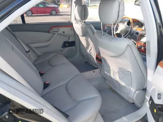 2002 Mercedes-Benz S-Class 4.3L with VIN WDBNG70JX2A231244, listed as a IAAI auction lot 41533814 with 103,215 mi miles. Bid and sale history available at carsss.com. Image 8.
